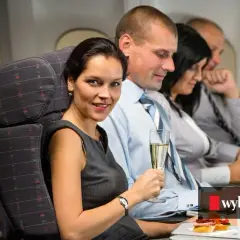 Melatonina i alkohol: Kategoryczne NIE! Zobacz, co ryzykujesz.